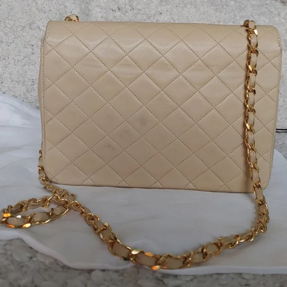 Chanel Beige Classic Quilted Matelasse Lambskin Bag - Picture 3 of 17
